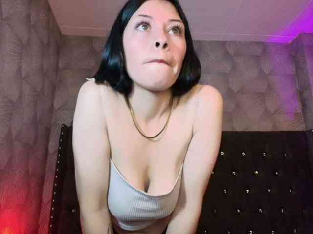AnnaliOlsenX