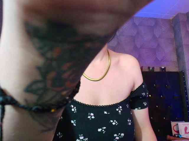 AnnaliOlsenX AnnaliOlsenX