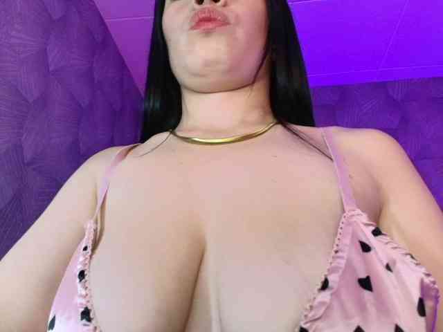 AnnaliOlsenX