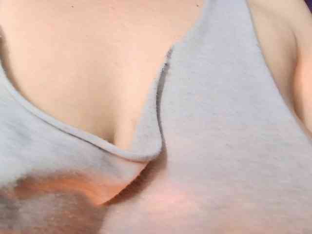 AnnaliOlsenX webcam