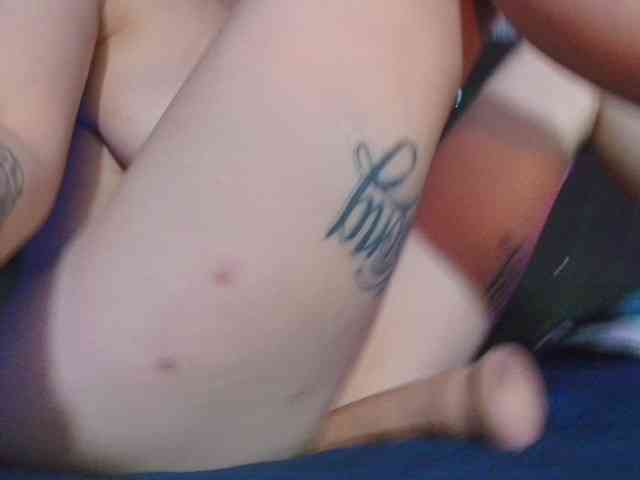 AnnaliOlsenX webcam