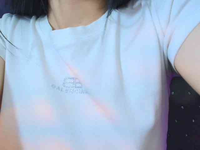 AnnaliOlsenX webcam