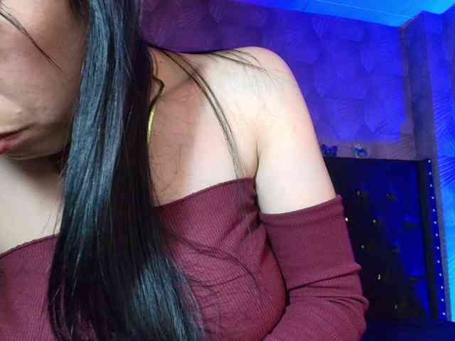 AnnaliOlsenX AnnaliOlsenX