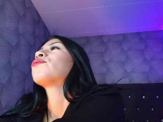 AnnaliOlsenX AnnaliOlsenX