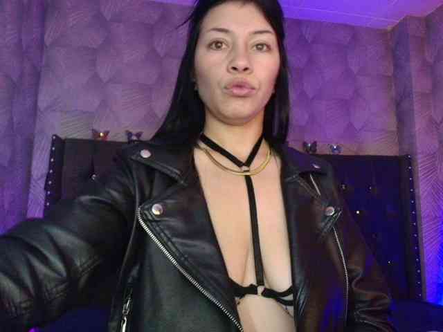 AnnaliOlsenX