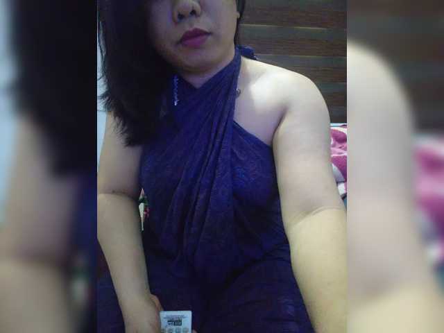 RossyLove live cam on BongaCams
