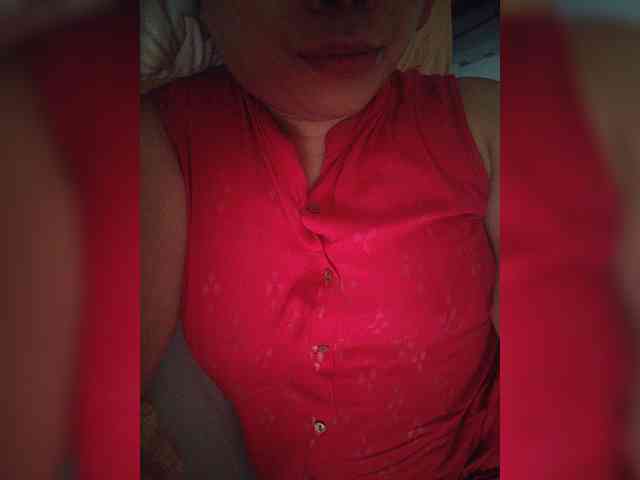 RossyLove webcam