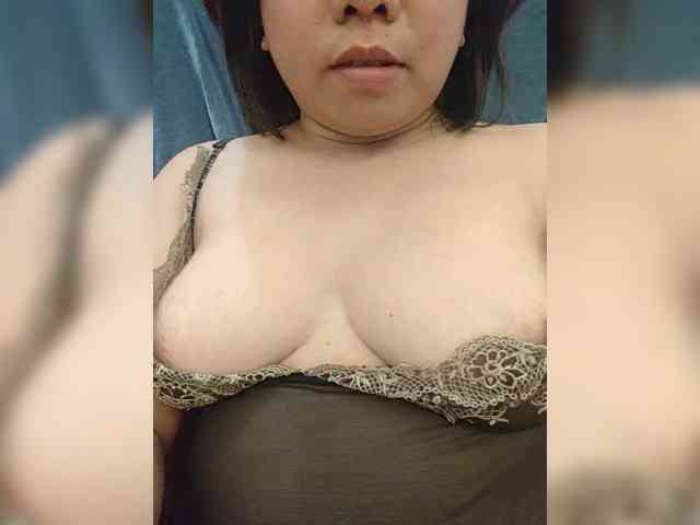 RossyLove webcam