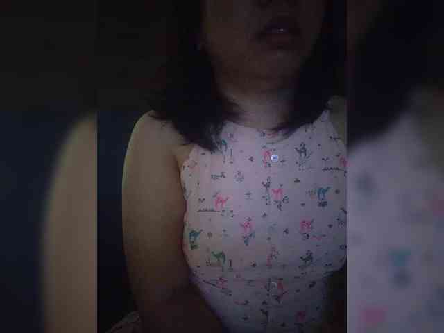 RossyLove webcam