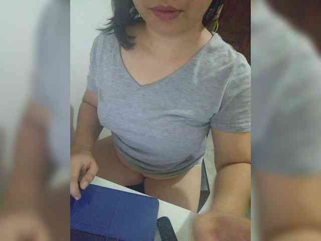 RossyLove webcam