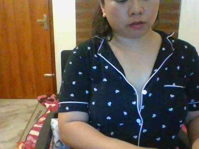 RossyLove webcam