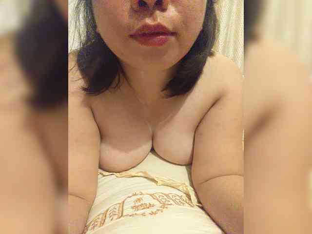 RossyLove webcam