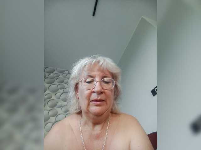 valentina888 live cam on BongaCams