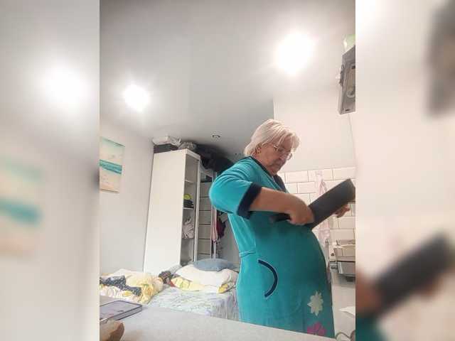 valentina888 live cam on BongaCams