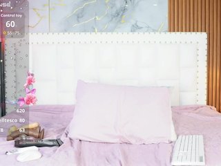 Indiancutiie's Live Webcam