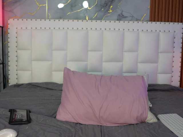 Indiancutiie live cam on BongaCams