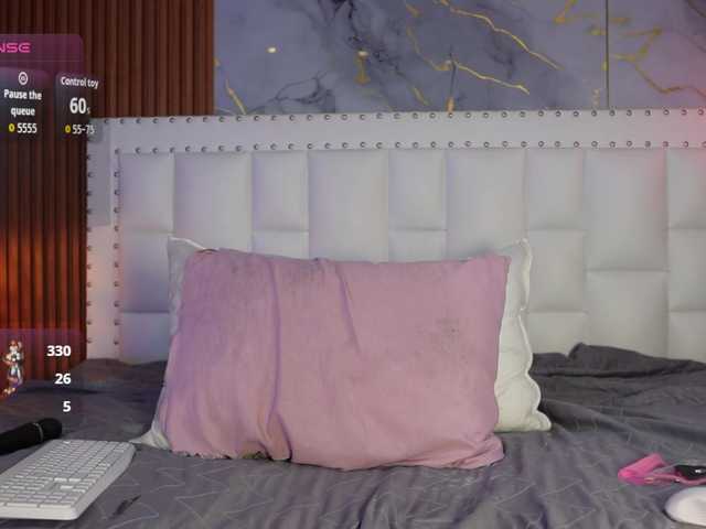 Indiancutiie live cam on BongaCams