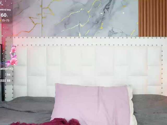 Indiancutiie live cam on BongaCams