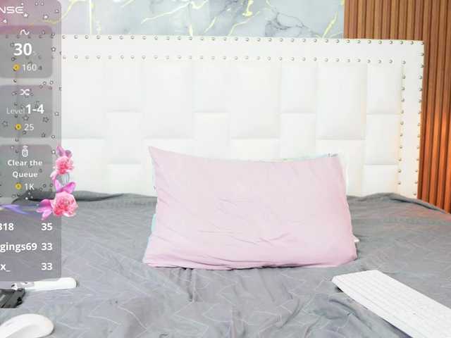 Indiancutiie live cam on BongaCams