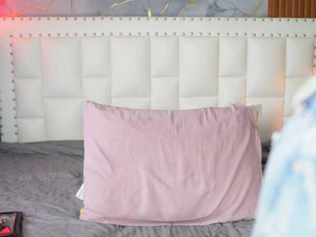 Indiancutiie live cam on BongaCams