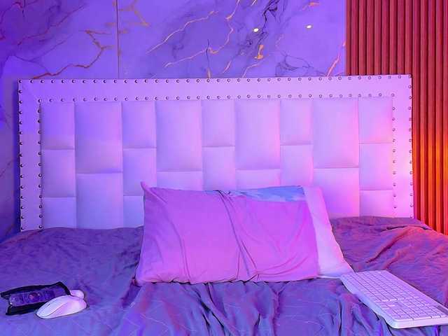 Indiancutiie's BongaCams show and profile