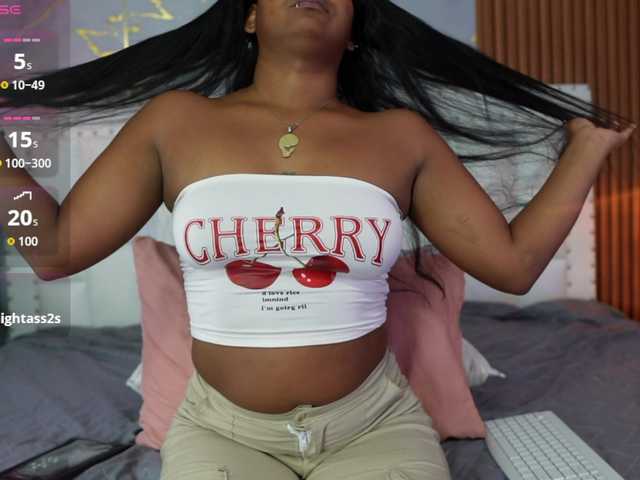 Indiancutiie live cam on BongaCams