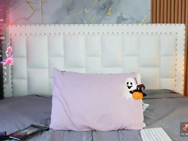 Indiancutiie live cam on BongaCams