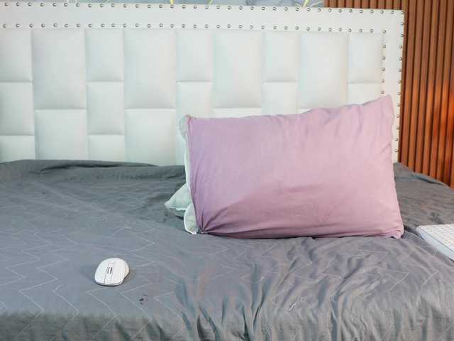 Indiancutiie live cam on BongaCams