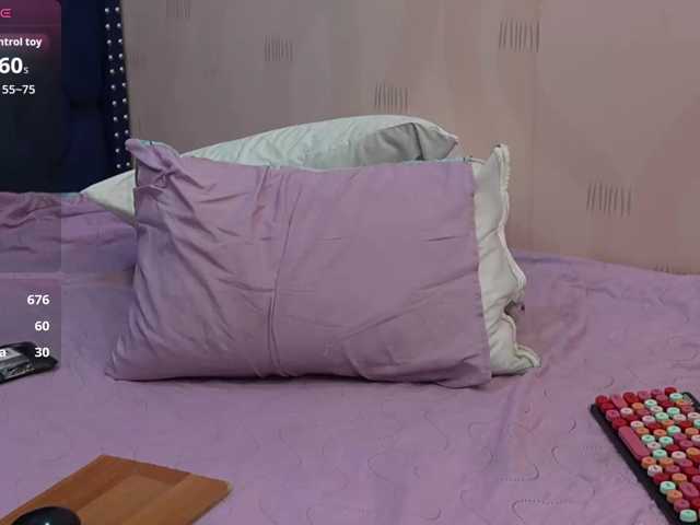 Indiancutiie live cam on BongaCams