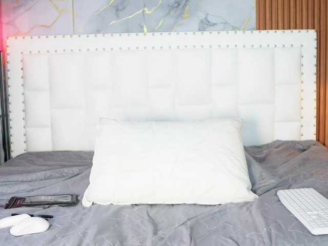 Indiancutiie live cam on BongaCams