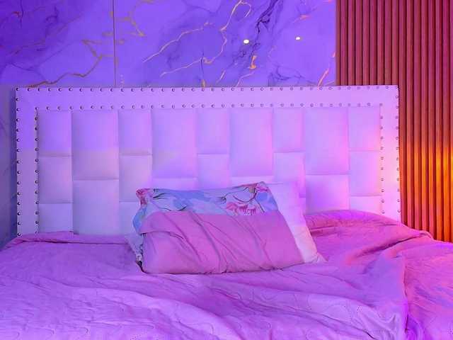 Indiancutiie Live Cam on BongaCams