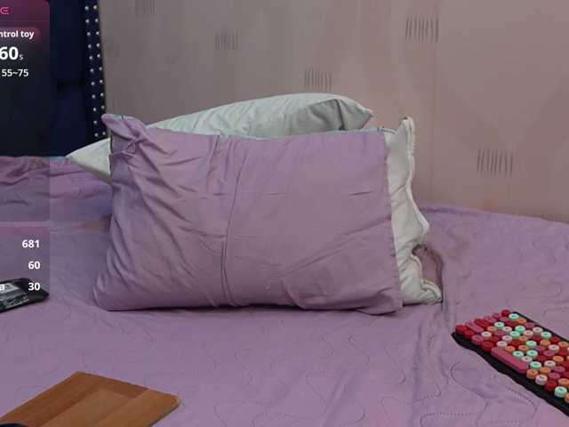 Indiancutiie live cam on BongaCams