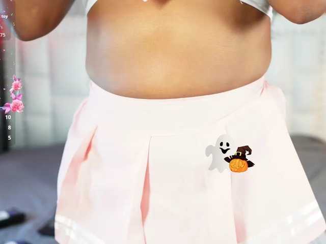 Indiancutiie live cam on BongaCams