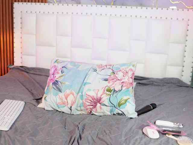 Indiancutiie webcam