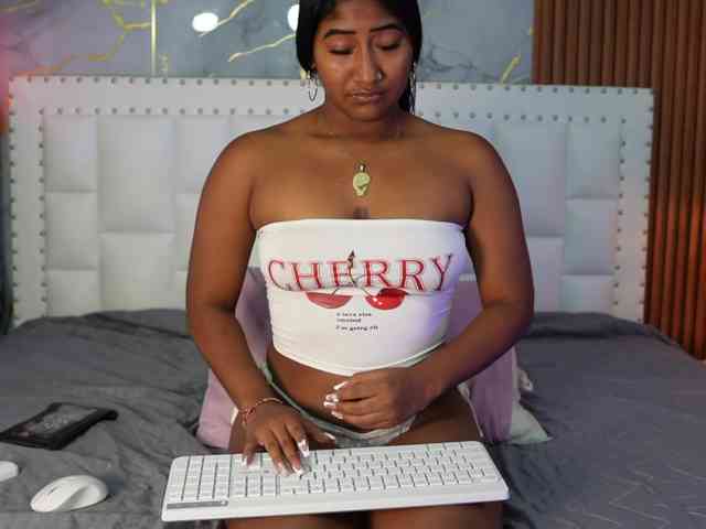 Indiancutiie webcam