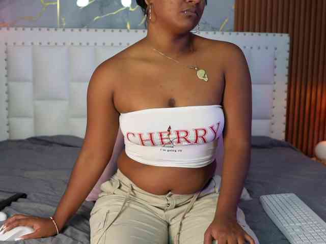 Indiancutiie webcam