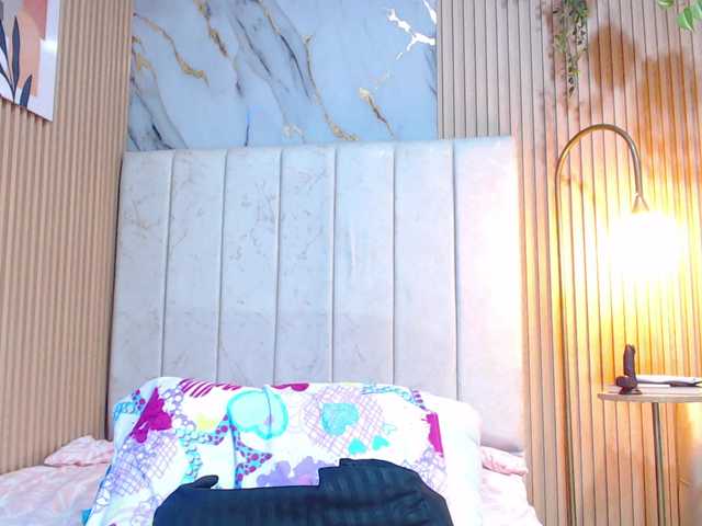 hornyssluttt live cam on BongaCams