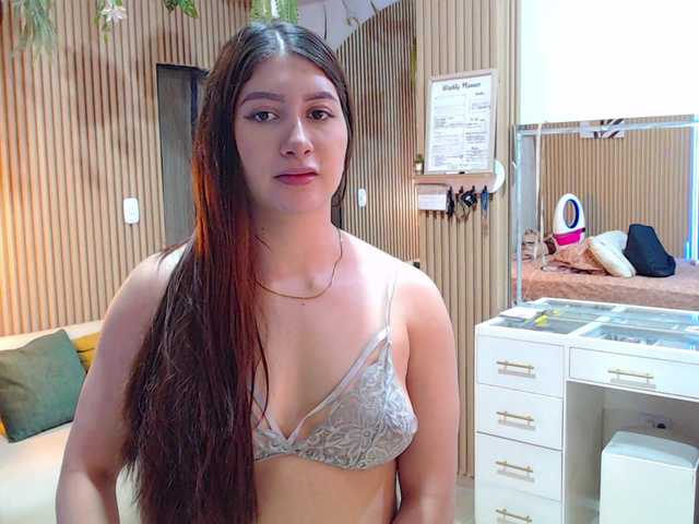 hornyssluttt live cam on BongaCams