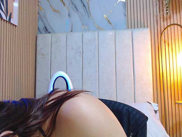 hornyssluttt live cam on BongaCams