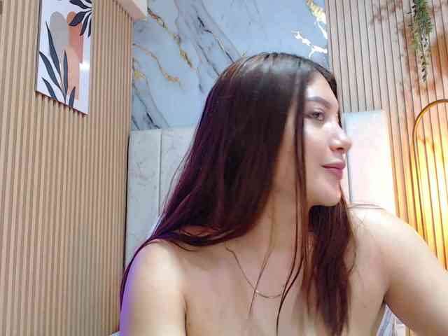 hornyssluttt webcam