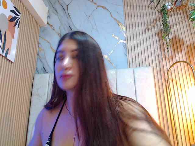 hornyssluttt webcam