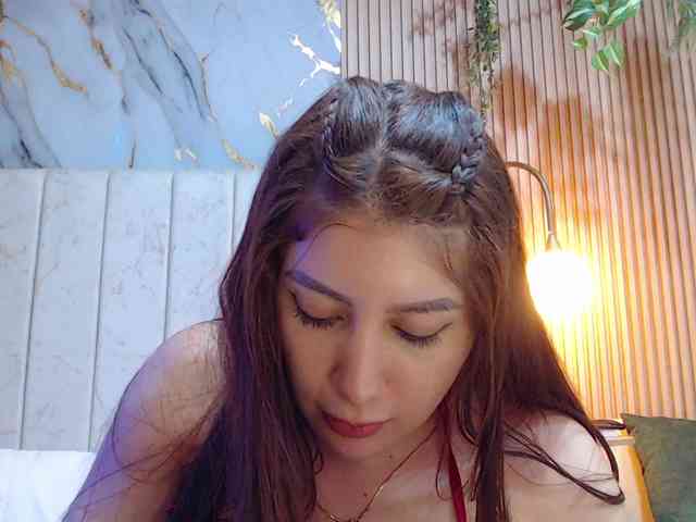 hornyssluttt webcam