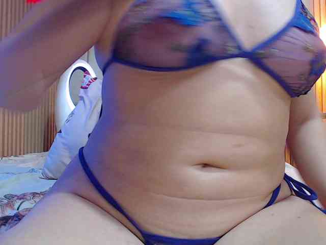 hornyssluttt webcam