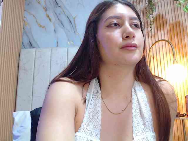 hornyssluttt webcam