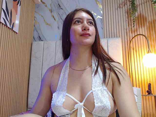 hornyssluttt webcam