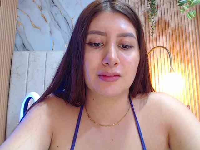 hornyssluttt webcam