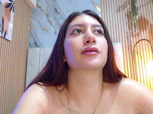 hornyssluttt webcam