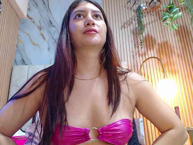 hornyssluttt webcam