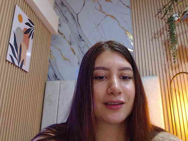 hornyssluttt webcam