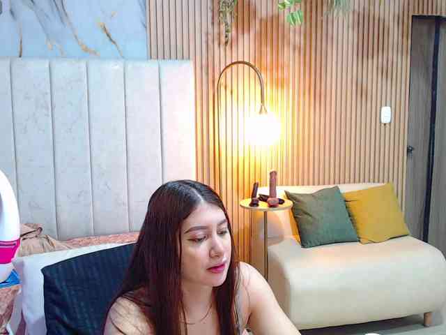 hornyssluttt webcam